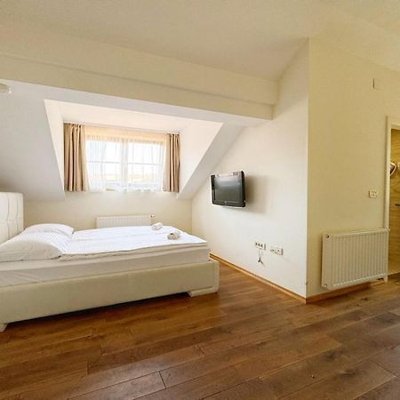 Plaza Apartments Загреб Экстерьер фото